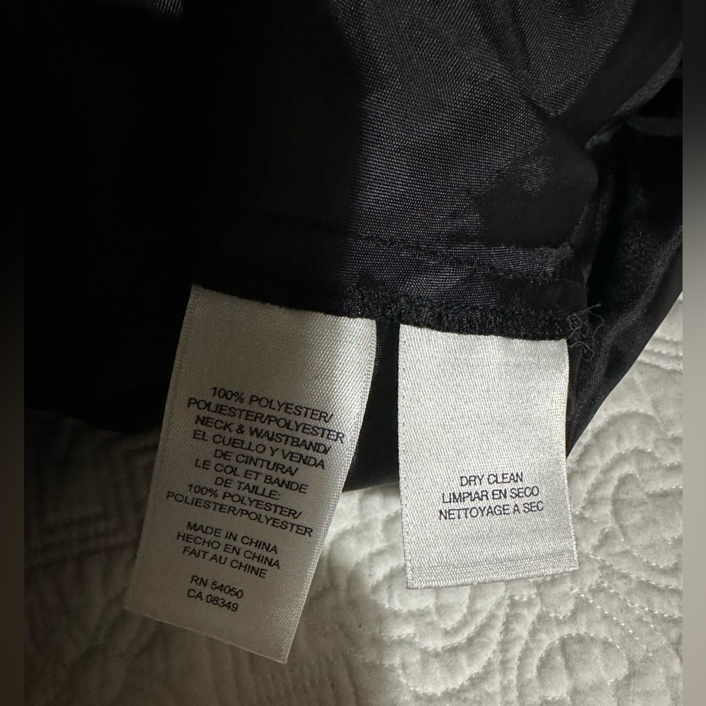 Jones Wear Black Elegant Halter Neck A Line Gown with Intricate Beading Size 8 - Picture 7 of 7